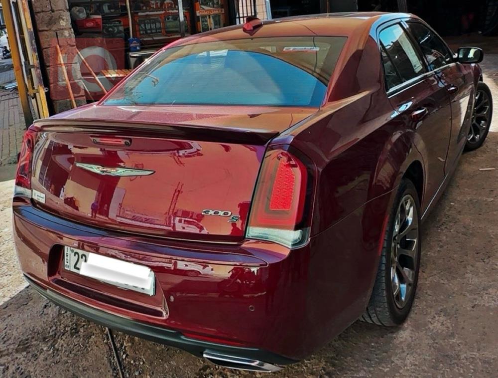 كرايسلر 300